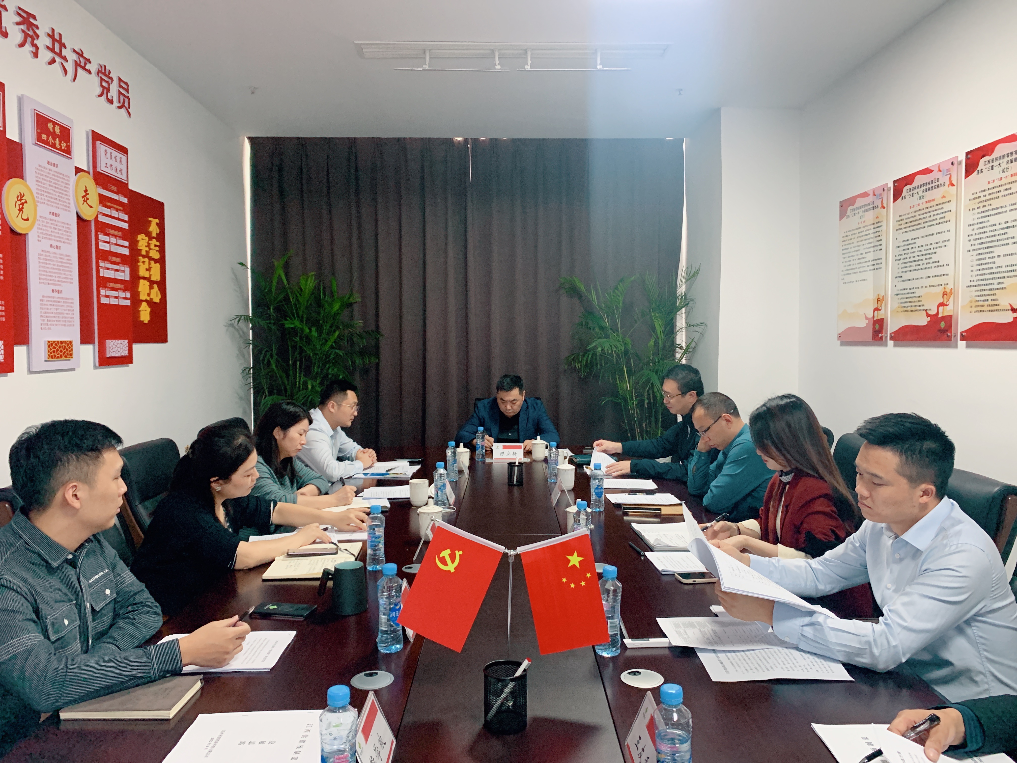 集團(tuán)董事長(zhǎng)陳立新蒞臨省供銷新零售公司 調(diào)研座談